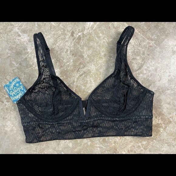 𝅺free people black lace Tameeka underwire bra - Picture 2 of 10